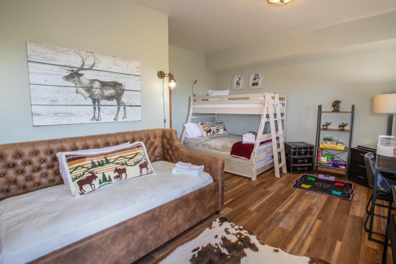 Mile High Lodge Бийч Маунтин Екстериор снимка